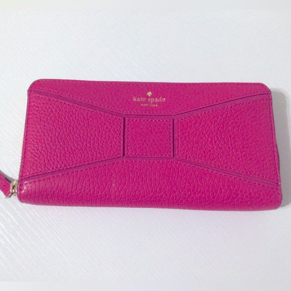KATE SPADE~Pink Leather Accordion Zip Wallet